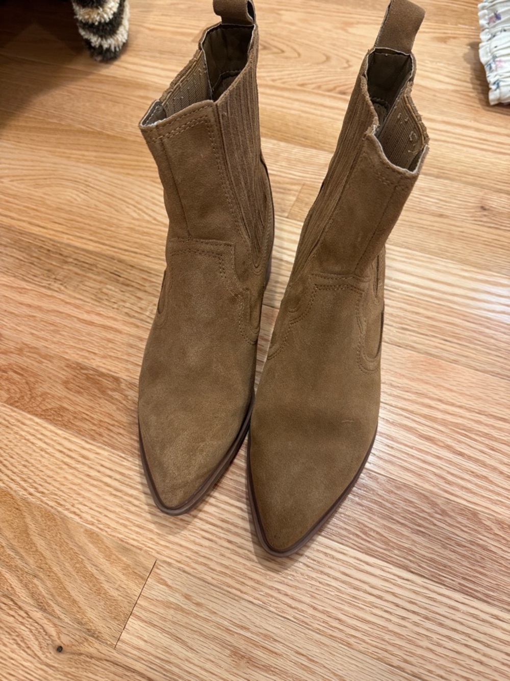 Dolce Vita Women's Suede Pointed-Toe Ankle Boots - Brown